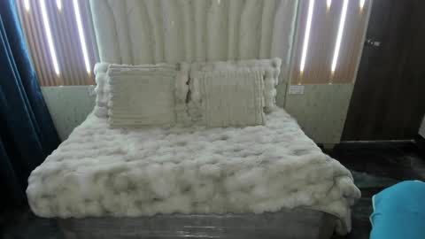 Atenea online show from 04.15.26