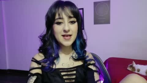 Atenea online show from 04.13.26