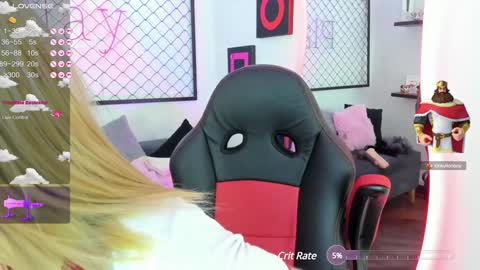 Snapshot of atenea_klett_ chatting on 01.07.25 ATENEA online show from 01.07.25