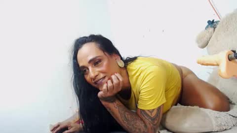 Snapshot of atenea_queen chatting on 04.11.26 atenea online show from 04.11.26