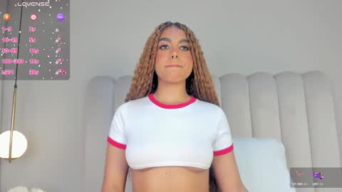 Snapshot of atenea_roberts chatting on 02.07.25 ATENEA ROBERTS Sofia online show from 02.07.25