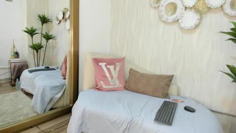 atenea_rouse online show from 04.13.26