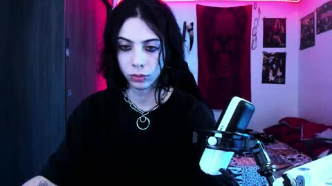 athenauwu online show from 10.23.25