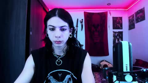 athenauwu online show from 11.09.25