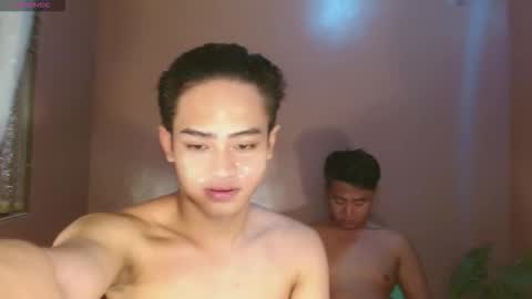 Snapshot of athisamoore chatting on 09.17.25 athisamoore online show from 09.17.25