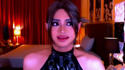 Snapshot of athisamoore chatting on 12.02.25 athisamoore online show from 12.02.25