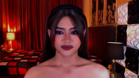 athisamoore online show from 12.18.25