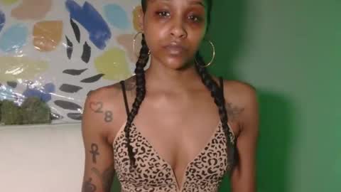 AtirahCali online show from 04.02.26