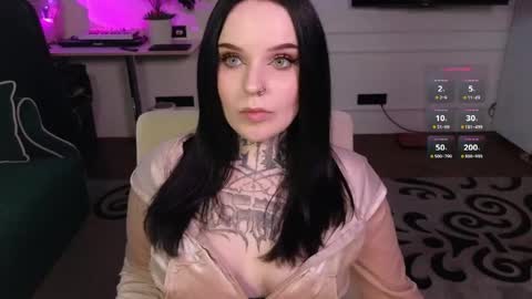 online every day between 10am-23pm online show from 04.19.26