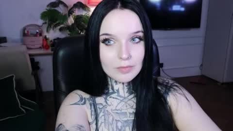 online every day between 10am-23pm online show from 06.04.26