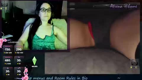 Snapshot of atrena chatting on 09.09.25 Atrena online show from 09.09.25