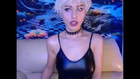 Snapshot of aubrey_rock chatting on 12.05.24 Aubrey online show from 12.05.24