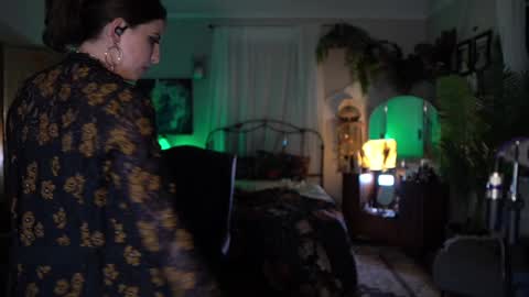 Audrey online show from 09.15.25