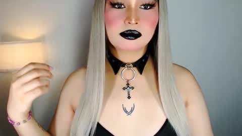 Audrey online show from 06.12.26