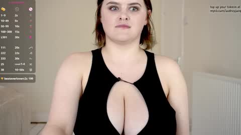 Audrey Jacq online show from 09.11.25