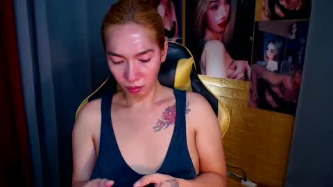 Miss awra online show from 10.04.25