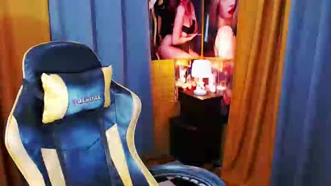 Miss awra online show from 04.11.26