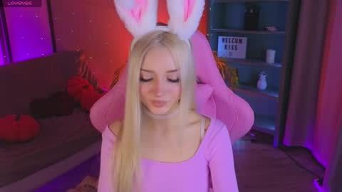 Aura online show from 04.02.26