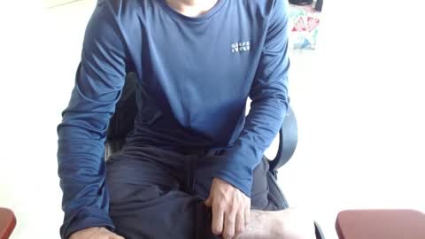 Snapshot of aureliv1 chatting on 05.15.26 Aureliano online show from 05.15.26