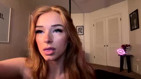 Snapshot of auriamist chatting on 03.03.26 auriamist online show from 03.03.26