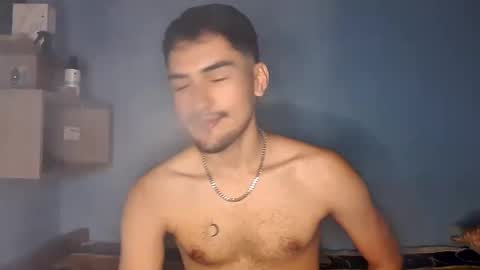 Snapshot of auron_merrow chatting on 11.28.25 auron_merrow online show from 11.28.25