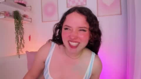 Snapshot of aurora_aaa chatting on 10.18.25 Aurora online show from 10.18.25