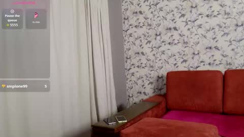 Aurora online show from 09.24.25