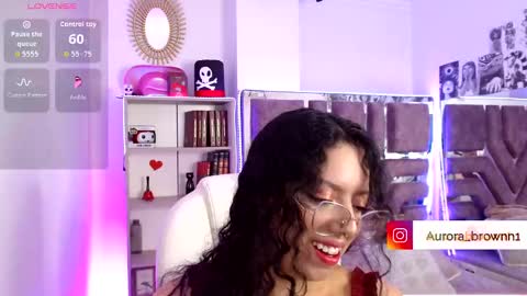 Aurora online show from 11.21.25