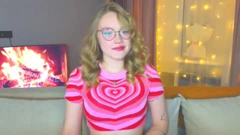 Kate online show from 12.19.24