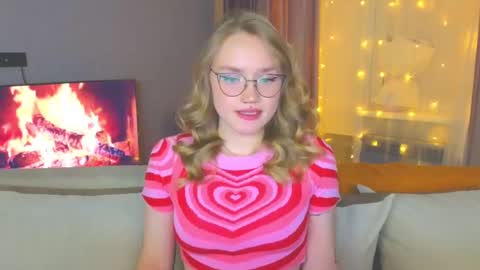 Kate online show from 12.19.24