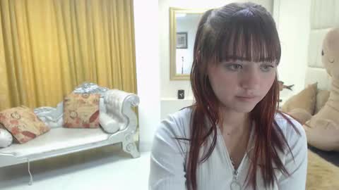 aurora jones  online show from 09.11.25