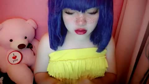 cute online show from 05.22.26