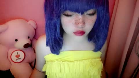 cute online show from 05.23.26
