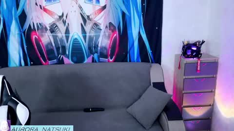 Snapshot of aurora_natsuki chatting on 10.13.25 AURORA NATSUKI online show from 10.13.25