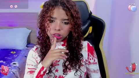 Snapshot of aurora_rodriguez chatting on 01.02.25 aurora_rodriguez online show from 01.02.25