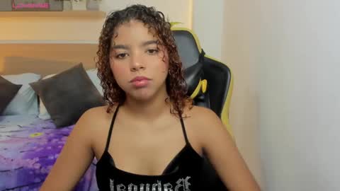 Snapshot of aurora_rodriguez chatting on 01.30.25 aurora_rodriguez online show from 01.30.25