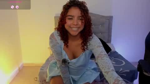 Snapshot of aurora_rodriguez chatting on 02.26.25 aurora_rodriguez online show from 02.26.25