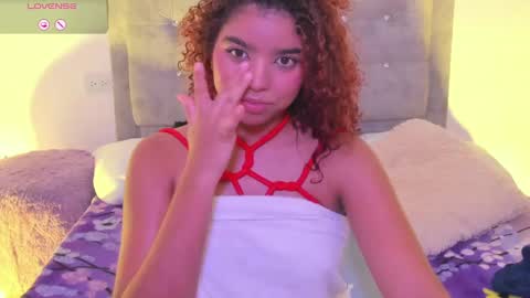 Snapshot of aurora_rodriguez chatting on 03.07.25 aurora_rodriguez online show from 03.07.25