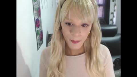 AURORA online show from 11.12.25