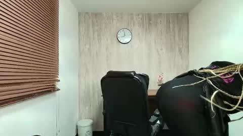 Ariana online show from 11.12.25