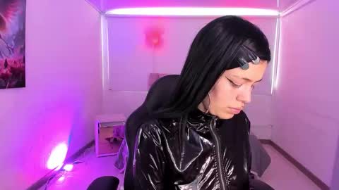 Aurora Diaz online show from 11.04.25