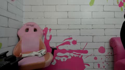 AuroraGracce online show from 03.17.26