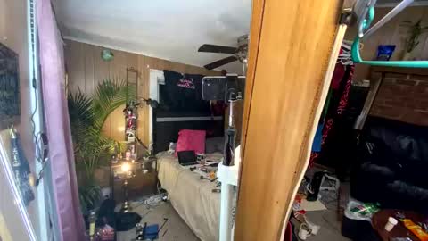 Destiny Nicole online show from 04.13.26