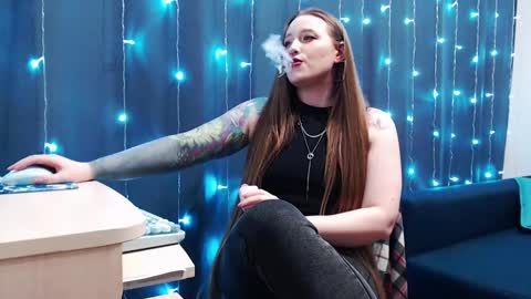 Snapshot of auroraunique chatting on 02.21.25 Aurora online show from 02.21.25