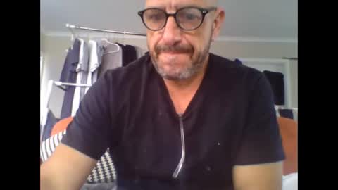 aussieguy59660 online show from 01.11.26
