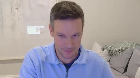 aussiesurfer0000 online show from 04.17.26