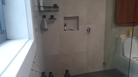 Snapshot of aussieweapon chatting on 12.22.24 Nick online show from 12.22.24