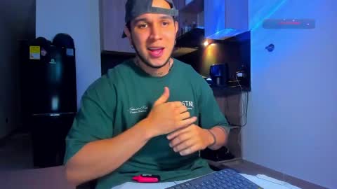 Snapshot of austin_curry chatting on 04.20.26 A online show from 04.20.26