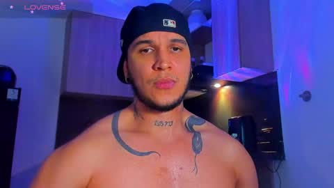 Snapshot of austin_curry chatting on 05.02.26 A online show from 05.02.26