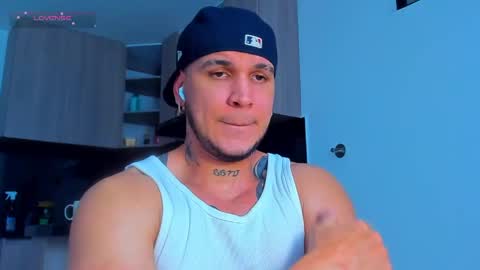 Snapshot of austin_curry chatting on 05.12.26 A online show from 05.12.26